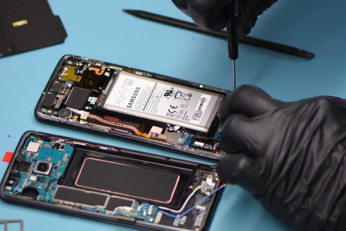 Samsung phone repair services